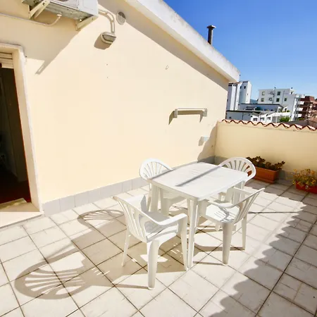 בית הארחה Casa Lucia אולביה