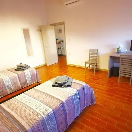 Casa Lucia אולביה