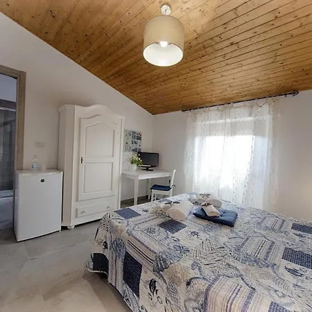 بيت ضيافة Casa Lucia أولبيا