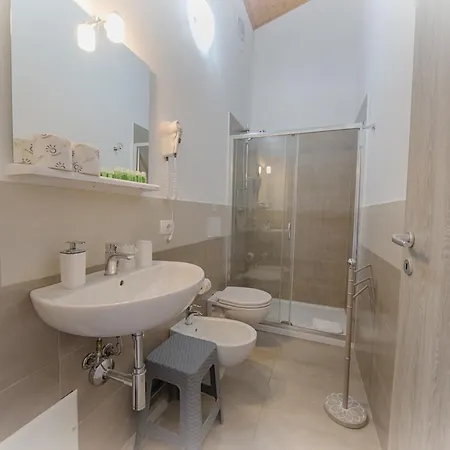 بيت ضيافة Casa Lucia أولبيا