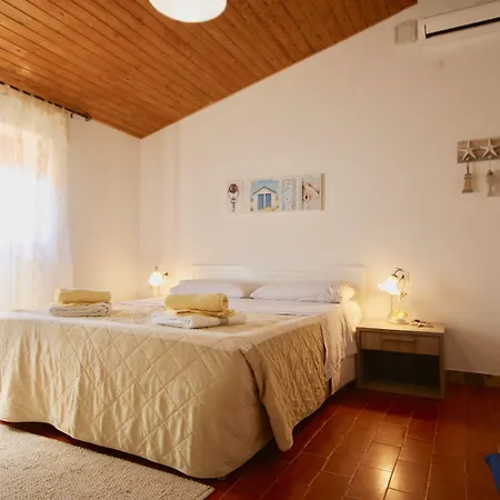 Casa Lucia 게스트하우스 3*
