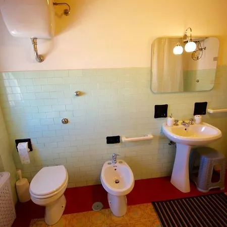 Casa Lucia بيت ضيافة